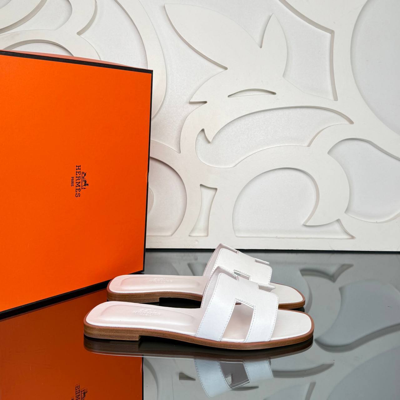 Kelly 22 Taschen- und Slipper-Set