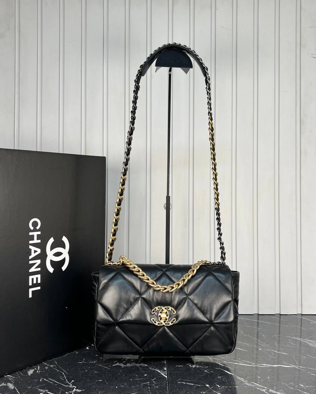 19 Bag Medium