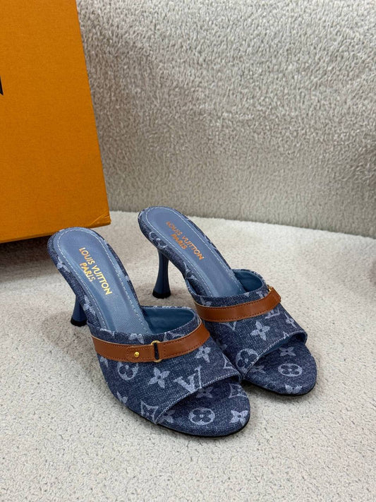 L New Season Sandals